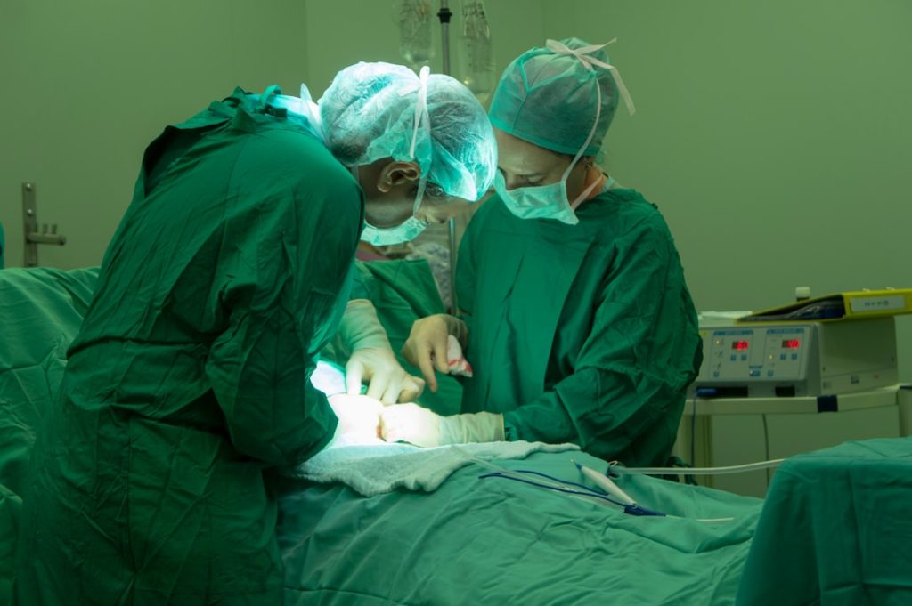 Gallbladder Stone Surgery Cost in Dhaka: Why Dr. Arefin offers the Best Value & Safety?