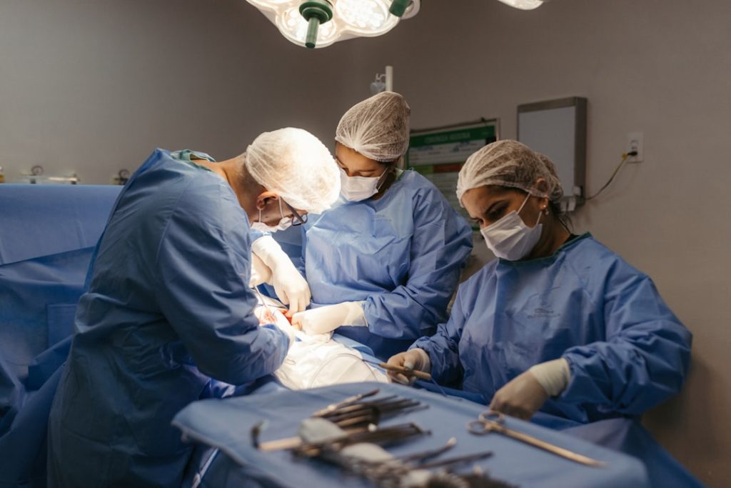 5 Warning Signs You Need Gallbladder Surgery Immediately | Expert Advice from Dr. Arefin
