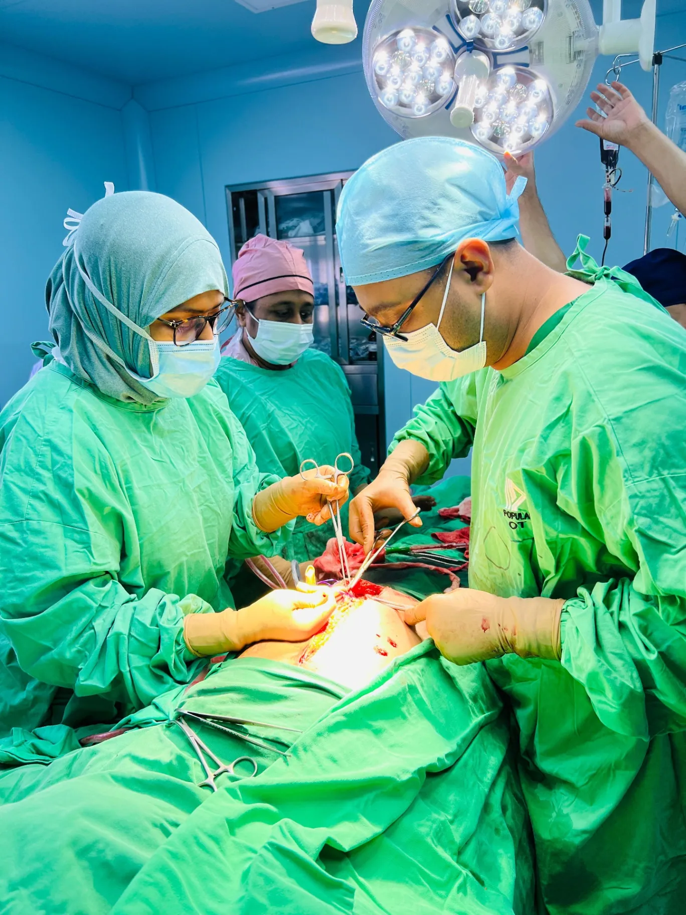 Gallbladder operation surgical team at Popular Medical, Dhaka